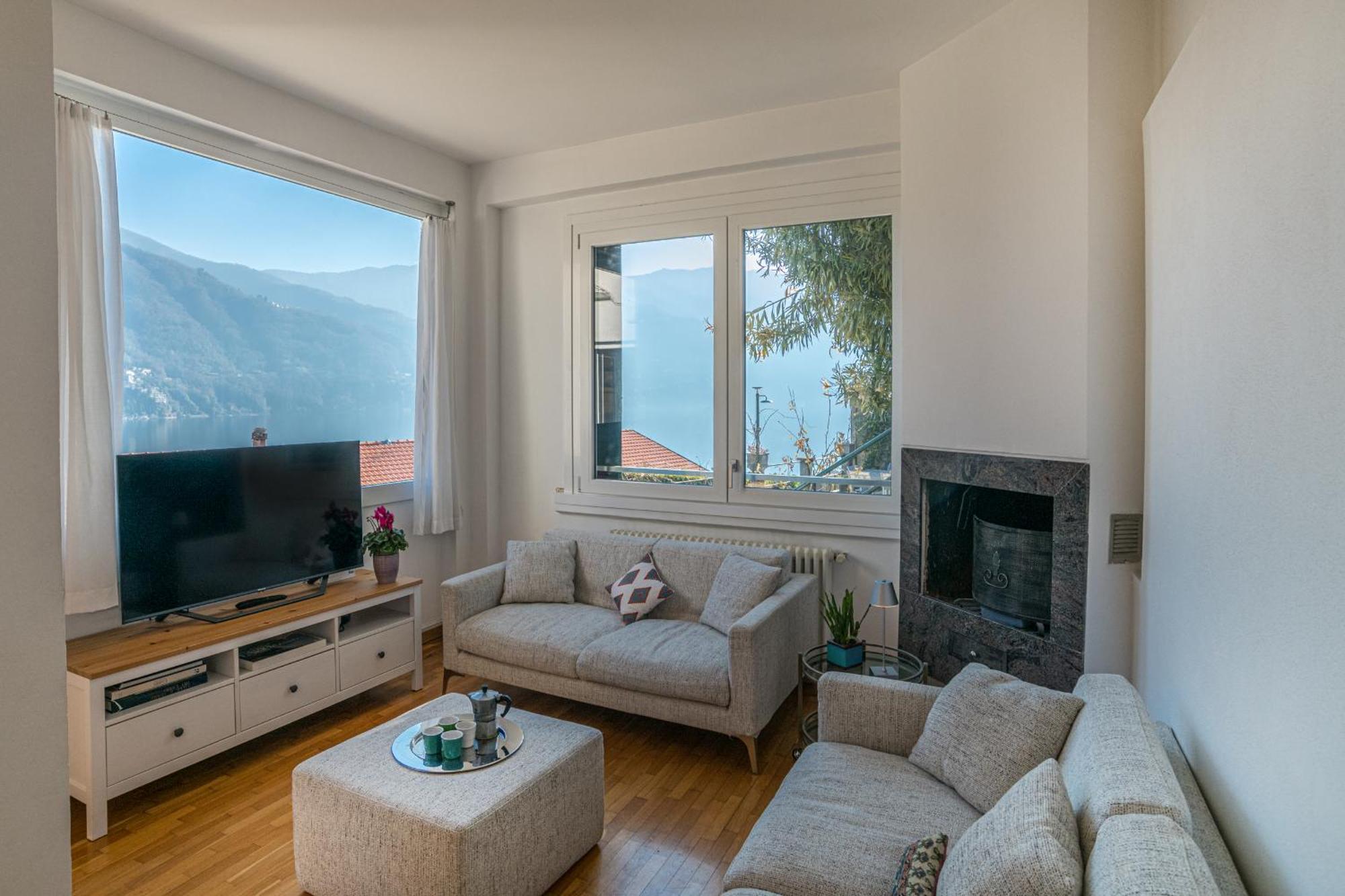 Casa Bambu - splendida vista lago e posto auto Laglio Exterior foto